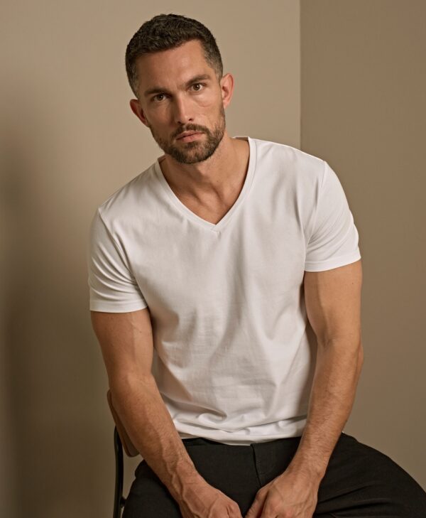 Stretch V-Neck Tee – T-shirt med V-ringning